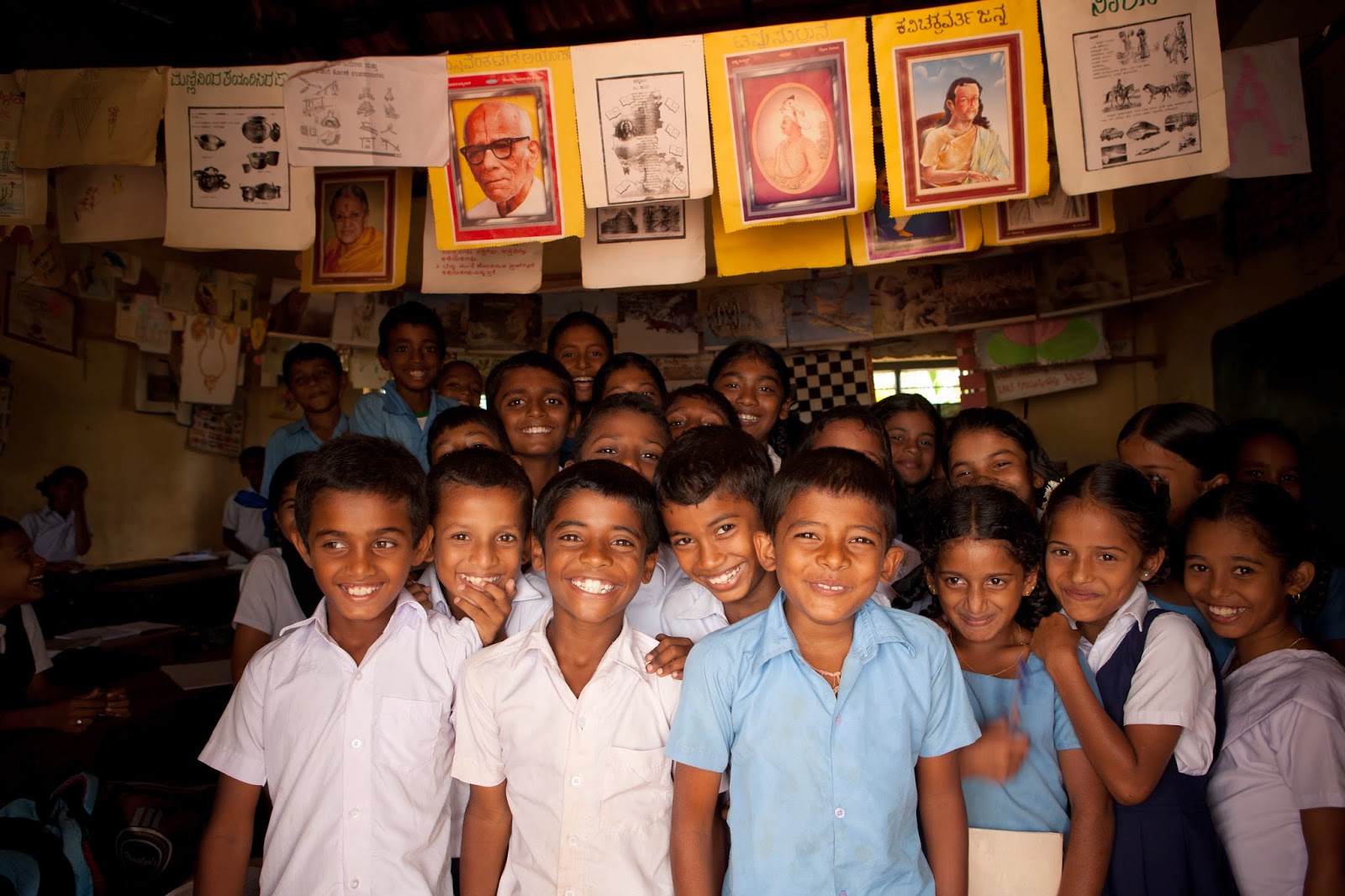 Schoolchildren in India 