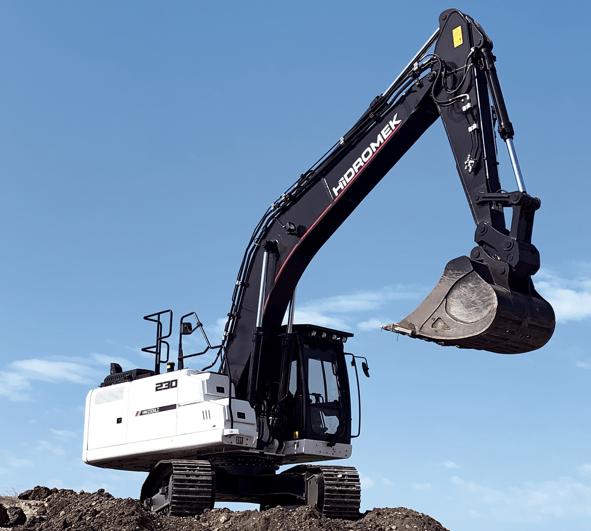 Hidromek 230NLC-H4 heavy excavator