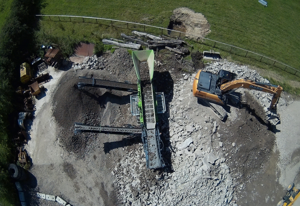 An aerial shot of the Colt 1000 in operation 