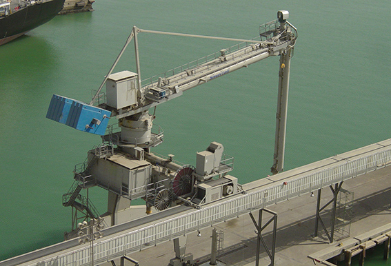Bruks ship unloader offers a rated cement handling capacity of 800t/h (Credit: Bruks Siwertell)