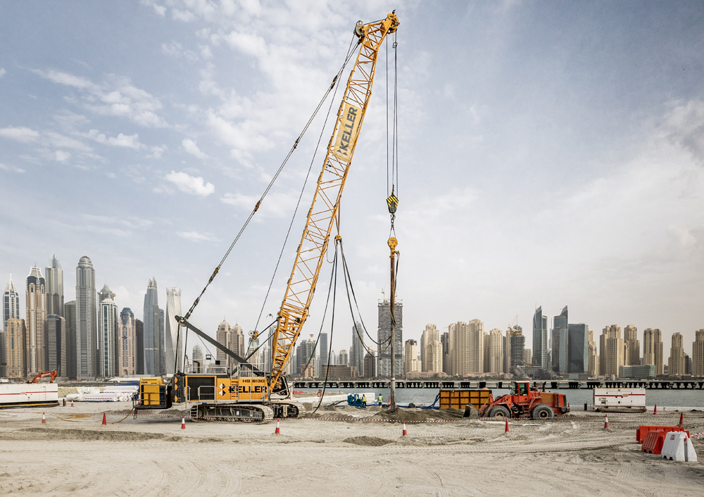 A new harbour is emerging on the Persian Gulf in front of Dubai's skyline