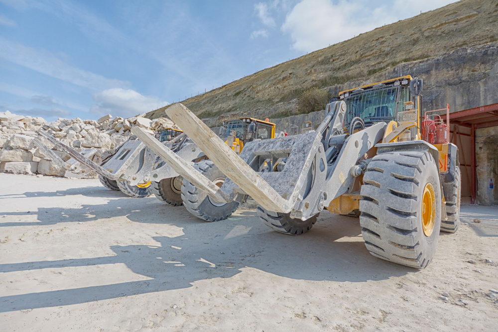 Albion Stone uses three Volvo L150H loading shovels for the extraction and rehandling of Portland Stone 