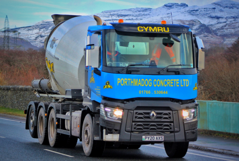 Porthmadog Concrete has ready-mix plants near Porthmadog and Pwllheli