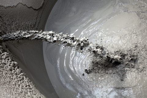 Fives FCB Horomill grinding workshops Ciment Québec Basile Plant cement production