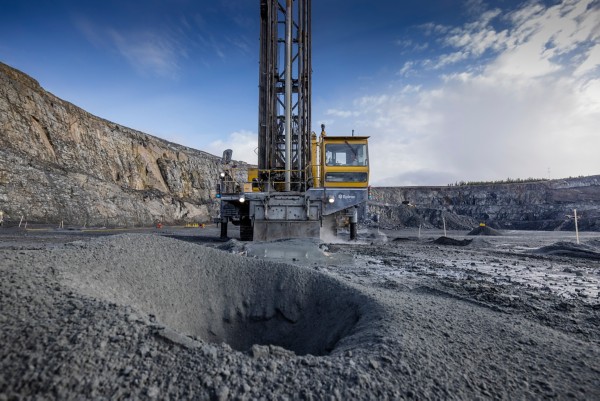 Epiroc says demand for its quarrying and mining products remains strong with orders up 25% year-on-year in Q4 2021