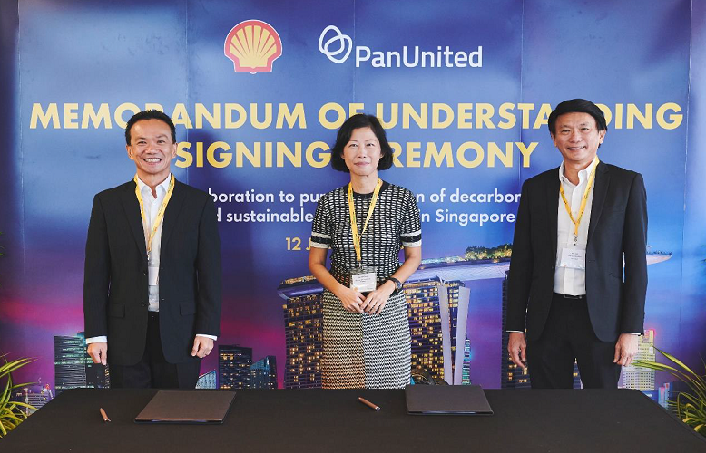  Pictured left to right at the MOU signing: Tan Yew Chong, general manager, commercial fuels east at Shell; Aw Kah Peng, chairman of Shell Companies in Singapore; and Pan-United COO Ken Loh