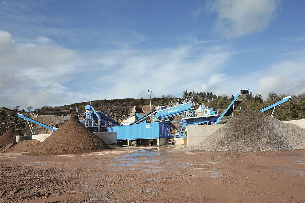Campbell Contracts’ CDE plant at work near Enniskillen in Northern Ireland