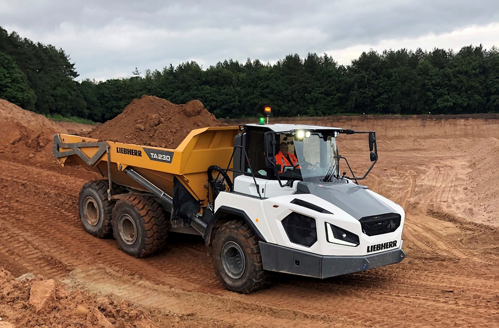 Liebherr’s new TA 230 Litronic articulated dump truck (ADT) was showcased during a recent Demo Days event held at Mansfield Sand’s Two Oaks Quarry