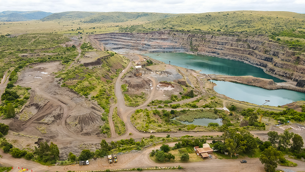 PPC’s Mooiplaas Quarry is blessed with a vast composite and homogeneous dolomitic reserve that allows it to supply several industries