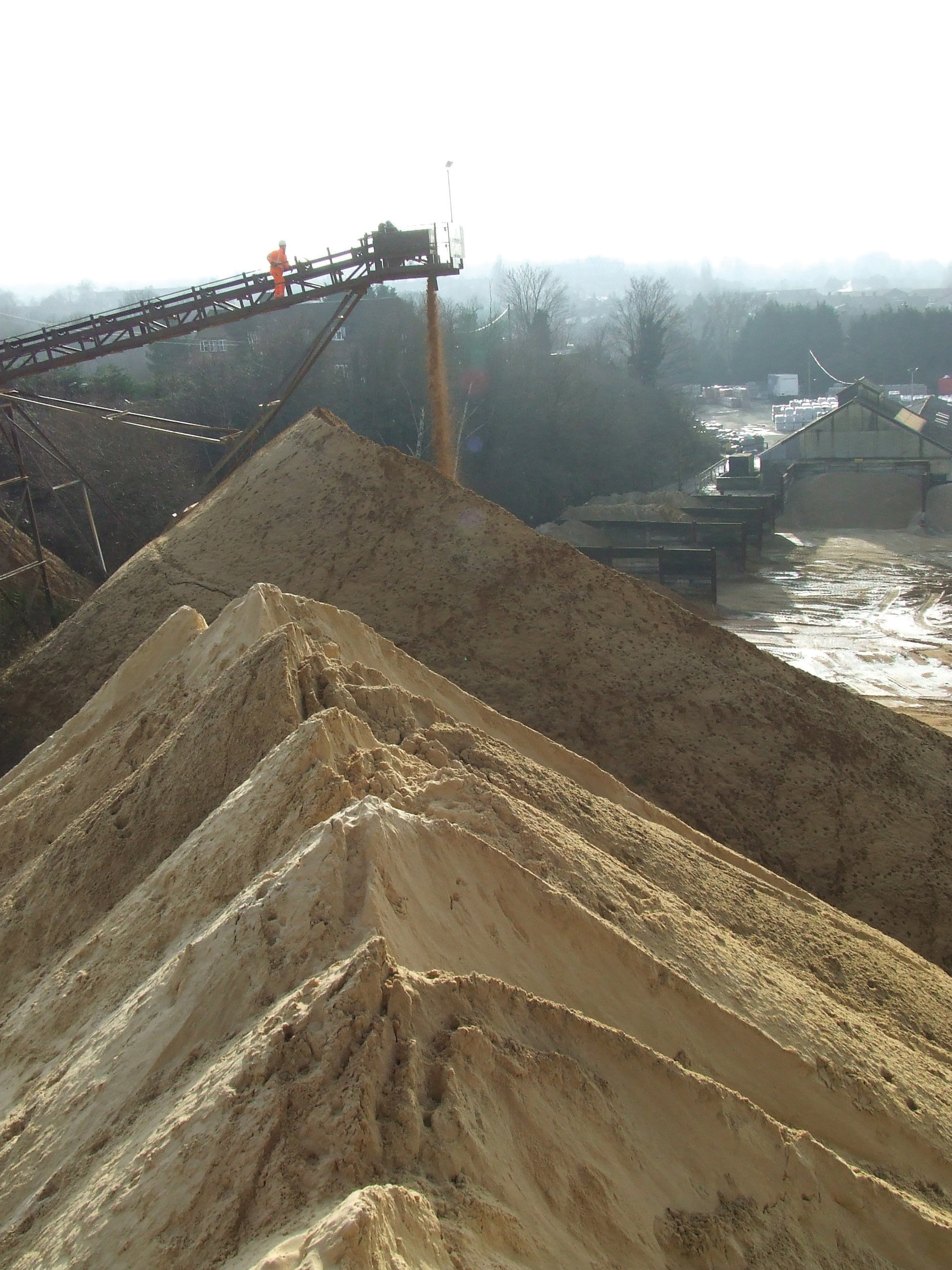 sevenoaks quarry sand pile