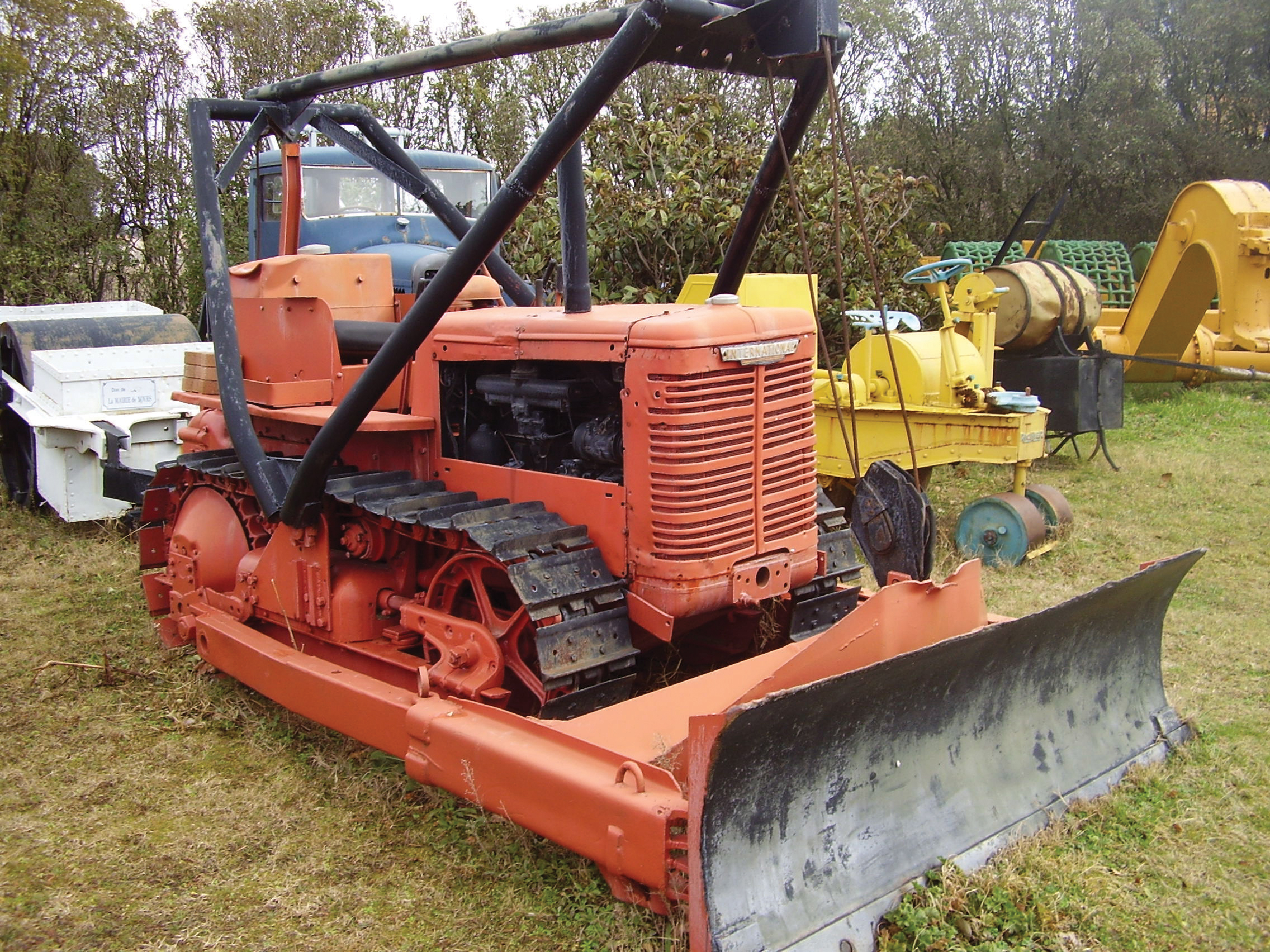 Early bulldozer with cable operated blade