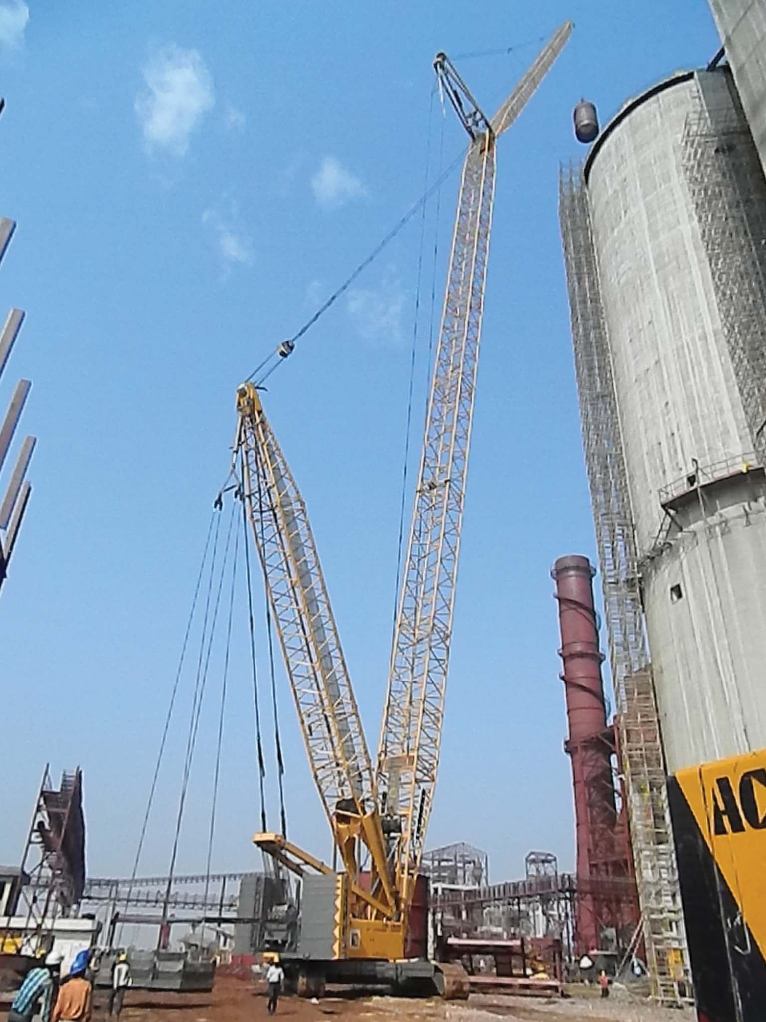 Indian cement plant’s Liebherr crane