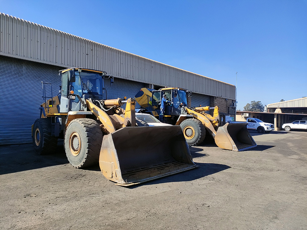 Two of the eight LiuGong wheeled loaders have already clocked over 30,000 hours