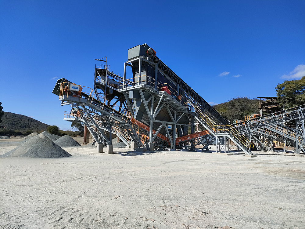 The installed capacity of the plant is 220tph, producing crusher sand and various sizes of stone, including 7mm, 10mm, 14mm, 19mm and G1 base material