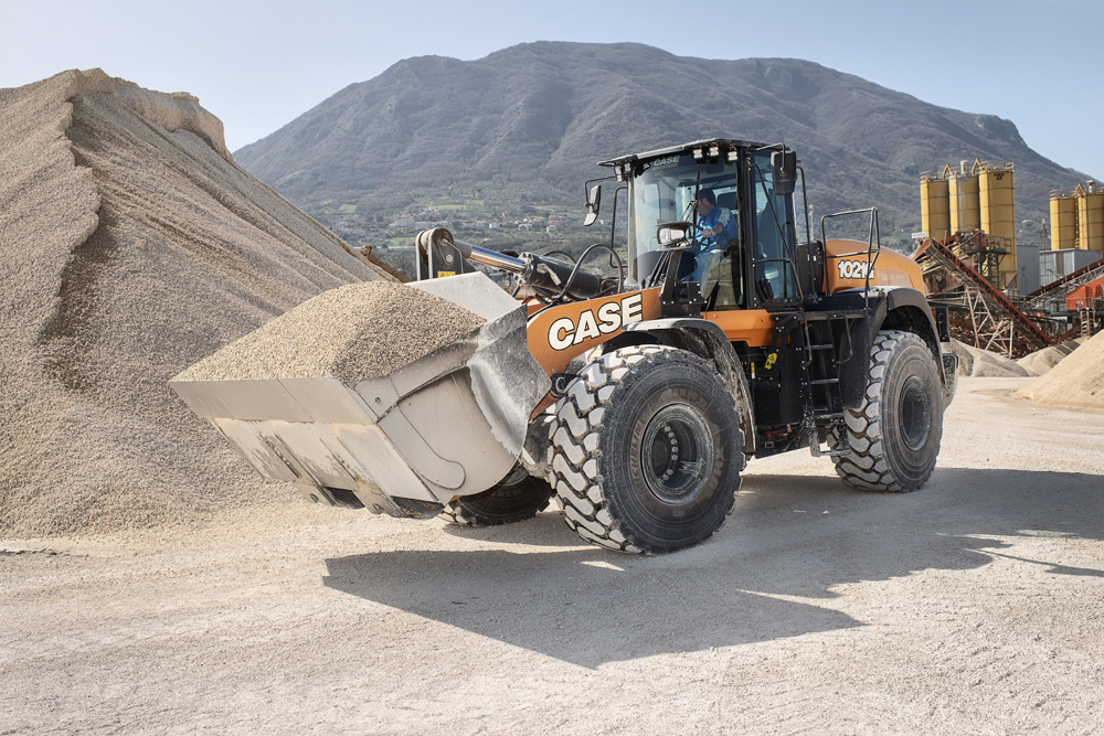 CASE’s new G-Series Evolution wheeled loader range includes the 1021G