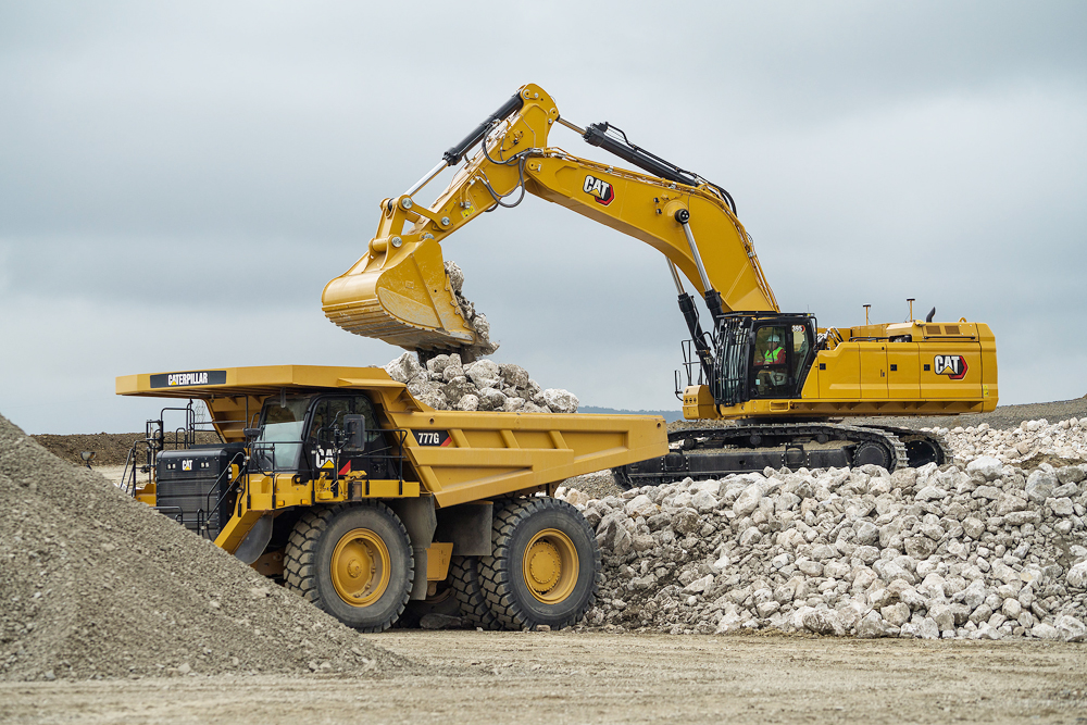 The 94-tonne Cat 395 large excavator comes with an up to 10% production gain and up to 20% fewer maintenance costs than the 394F 