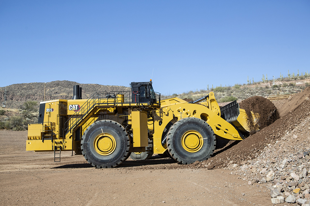 The new Cat 995 wheeled loader has a higher payload than its 994K predecessor
