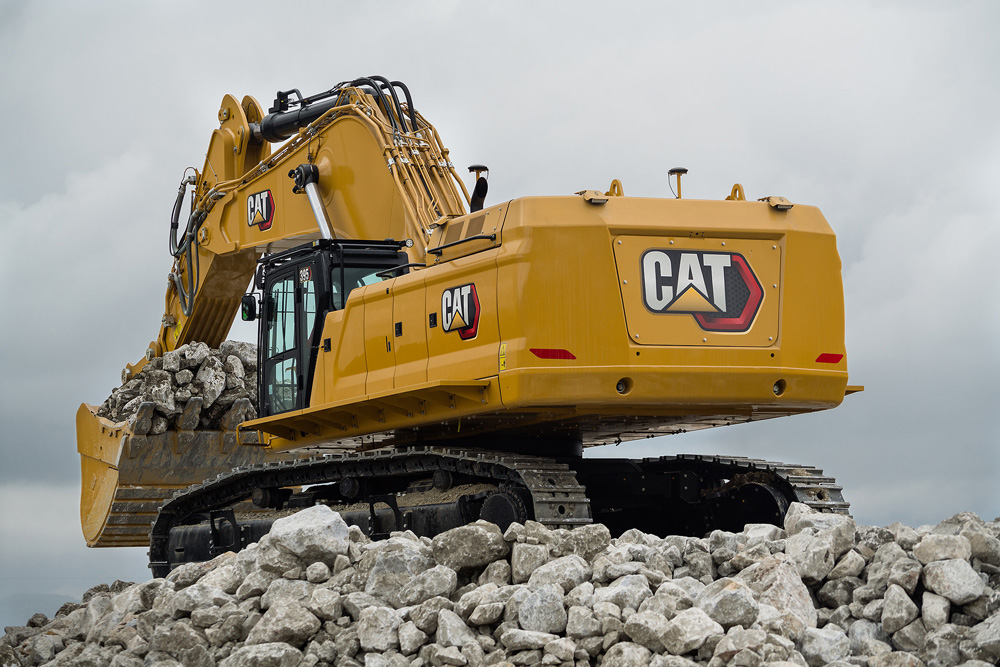Cat’s new 395 large excavator