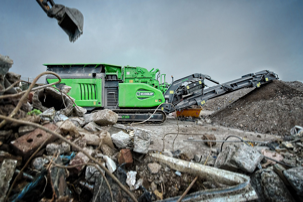 EvoQuip’s Cobra 230 jaw crusher tackling a C&D waste application