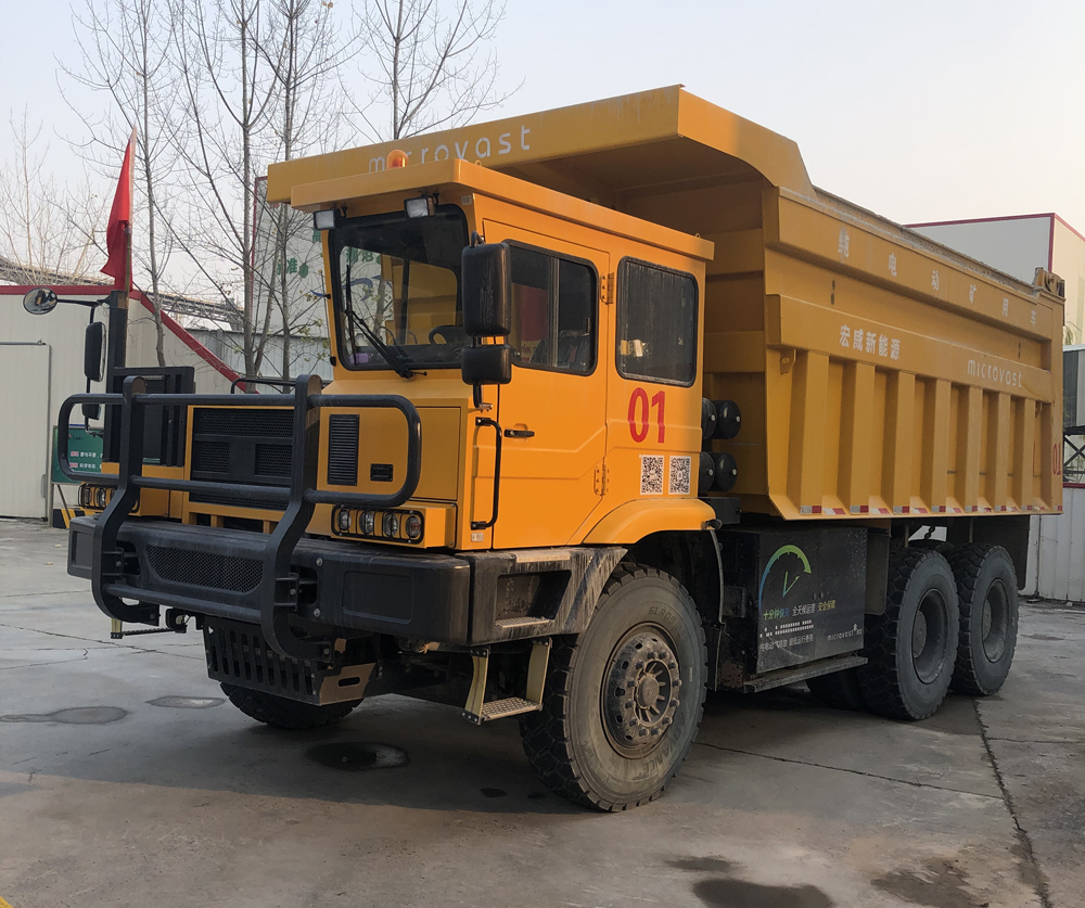 Electric-powered haul truck
