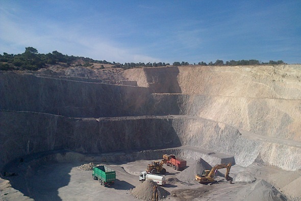 Harbolite mine quarry