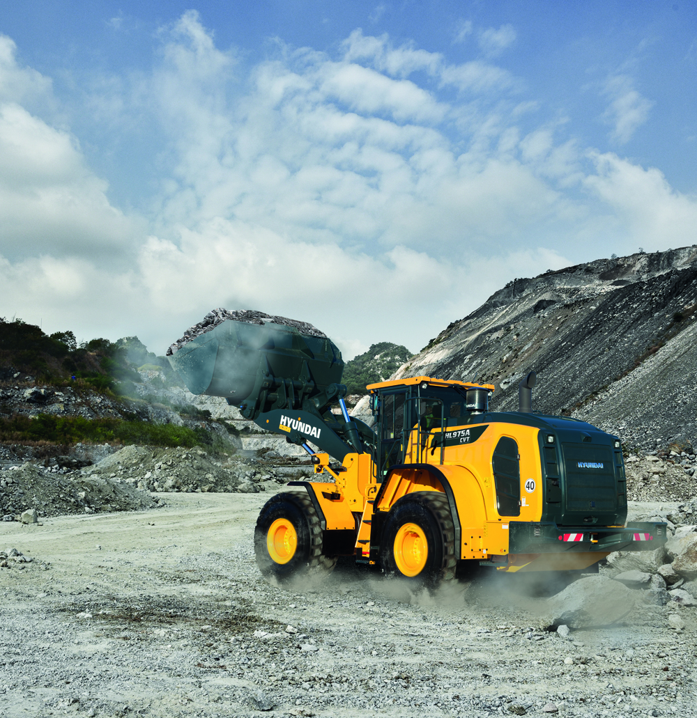 Hyundai CEE’s new HL975A CVT wheeled loader is the first Hyundai model equipped with continuously variable transmission