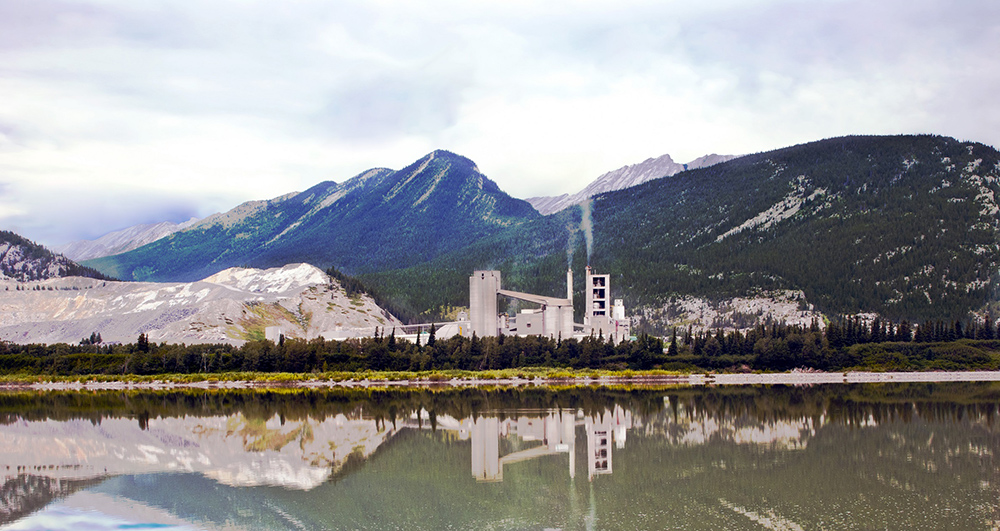 An Alberta-based Lafarge Canada cement plant. Photo 46792667 copyright - Zoya Yuzvak Dreamstime.com