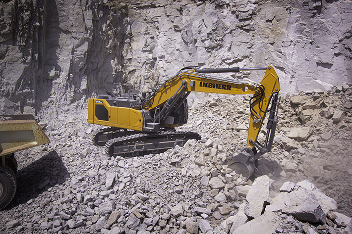A Liebherr R 945 Generation 8 excavator at work on a Corsican customer’s quarry site