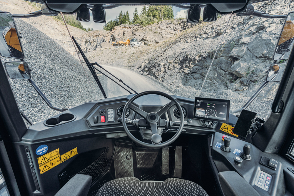 The Liebherr TA 230 Litronic’s cab features panoramic windows without any struts