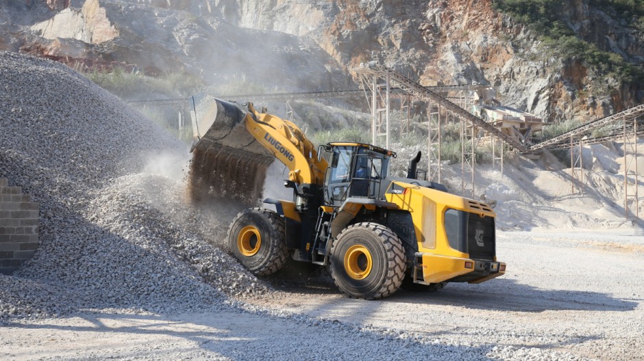 A LiuGong 890H wheeled loader at work on a quarry site