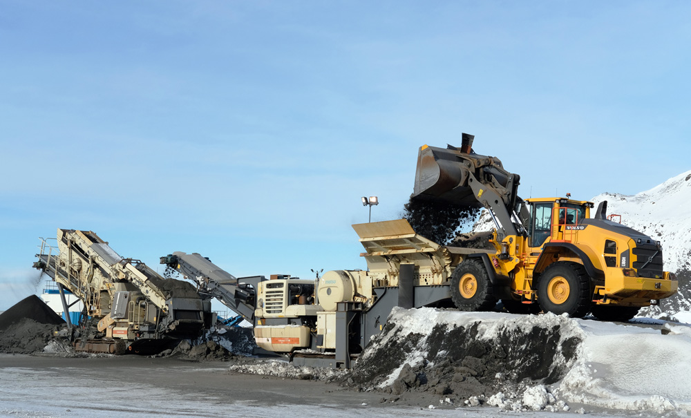 When compared to diesel operation, electric crushing achieves up to quadruple savings at the Hafnarfjörður quarry