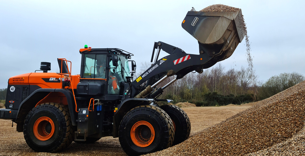 All Mick George’s Doosan DL-7 wheeled loaders are being used in loading and stockpile duties at the group’s quarries