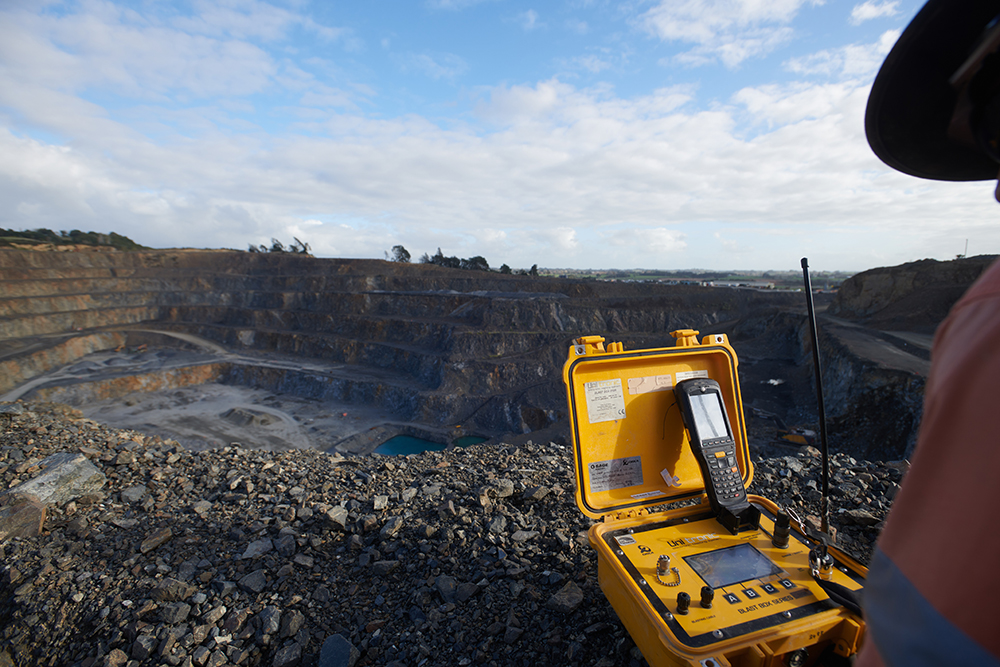 Blast Box 310R with remote firing at Drury Quarry with the current uni tronic 600