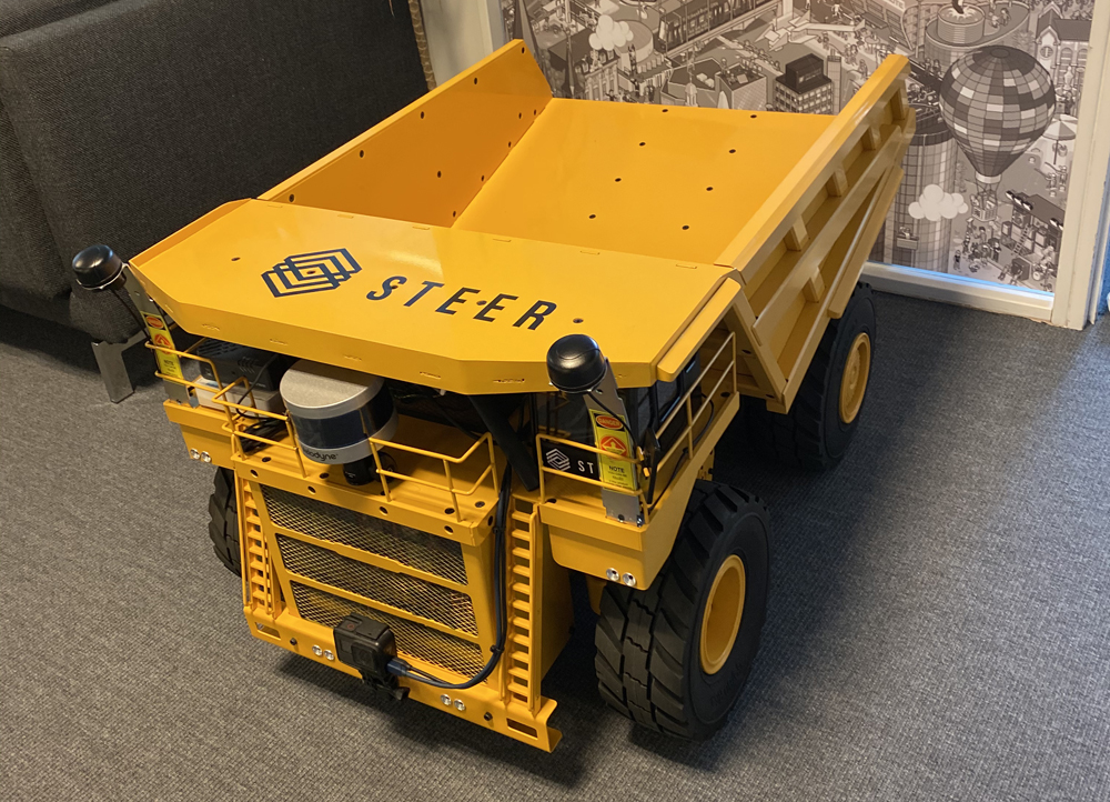 Steer is currently performing tests with miniature trucks in Oslo ahead of the spring 2021 start of the Romarheim autonomous dump trucks’ project