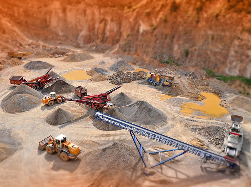 The quarry’s high-performance crusher helps get more valuaThe new CMSE operation has 40 active quarries. ble sand from limestone abrasive materials | Image: CMSE