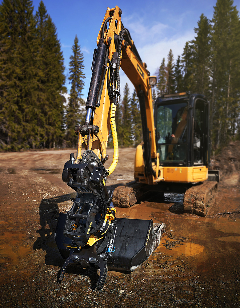 To coincide with the launch of Engcon’s automatic quick-hitch S40, the company’s EC206 tiltrotator has also been updated for excavators in the four-six tonne weight class with a new tilt top