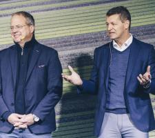 From left Martin Lundstedt, President and CEO of the Volvo Group, and Melker Jernberg, President of Volvo CE.jpg