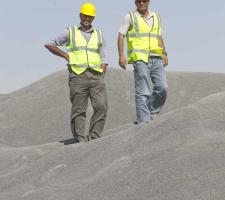 Mahoud Alsaidi, Al-Hallabat and Omar Alserdi take stock of the quarry