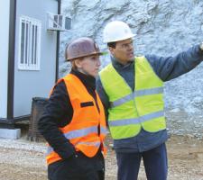 Fassa's Alberto Dutto (right) and Metso's Deana Sbarzaglia discuss the operation of the new facility