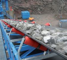 conveyer belt carrying aggregates