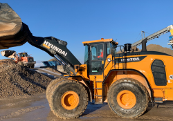 Poullard's new Hyundai HL970A wheeled loader in operation