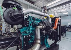 The partnership aims to establish dual-fuel hydrogen technology as a low-carbon interim solution before zero-emissions alternatives become viable