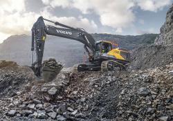 The EC550E T3 excavator can fill an A35G or A40G hauler with four to six buckets