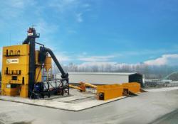 The Lintec CSM4000HRC containerised asphalt batch plant in Lu’An city