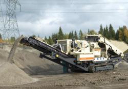 Metso Mineral Lokotrack working in quarry site