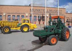 Volvo's first wheeled loader 