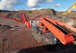 Sandvik Construction’s tracked crusher and screen