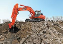 Doosan DX420LC-3 large crawler excavator